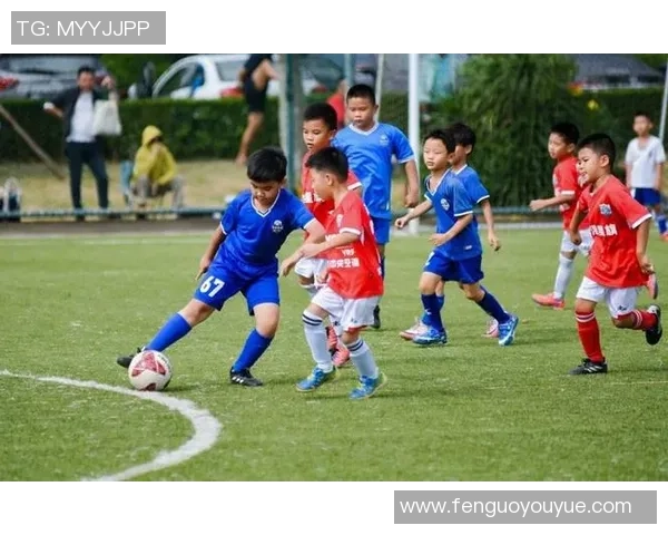 第四届我国青少年足球联赛（海南赛区）海口启幕